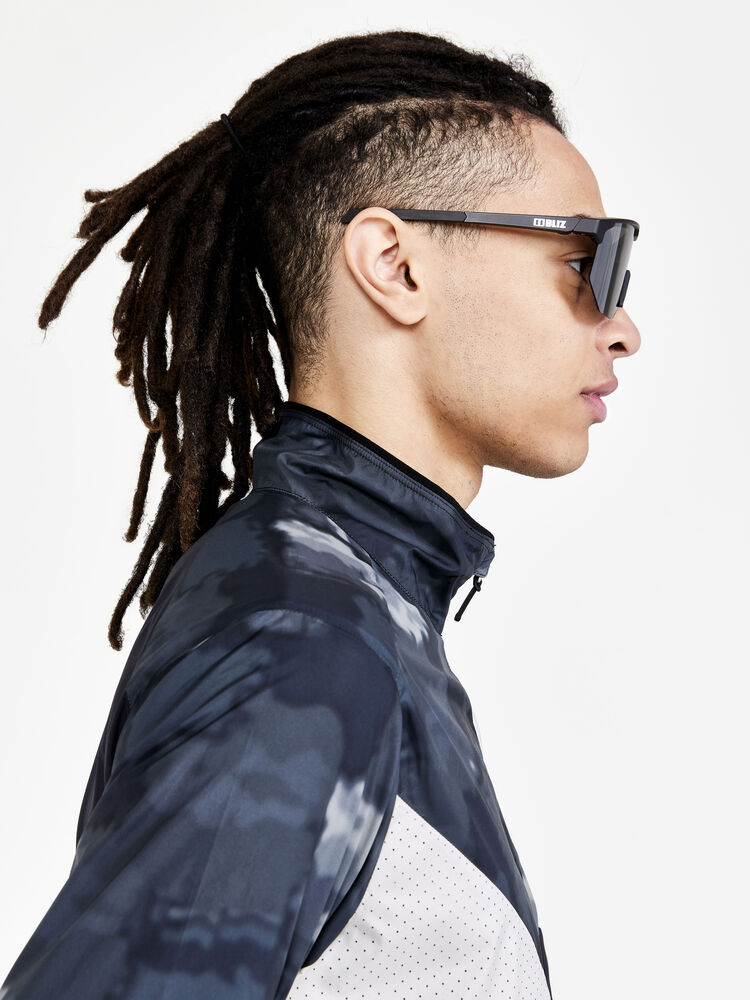 1911443-999985_ADV-Essence-Wind-Jacket-M_Closeup3