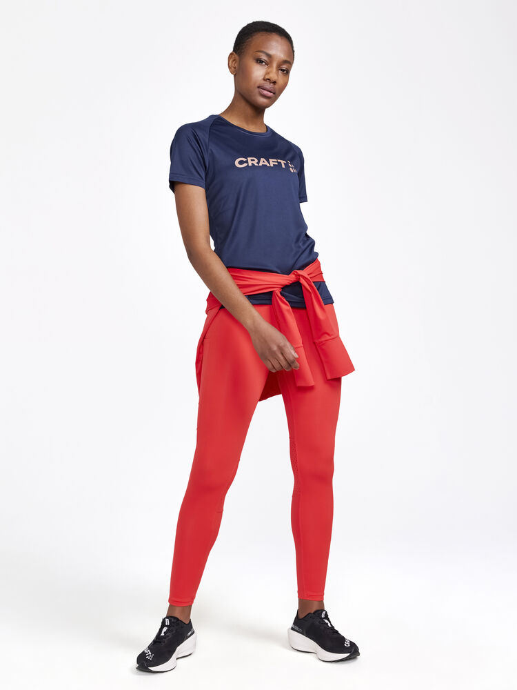 1911785-396000_Core-Essence-Logo-Tee-W_Closeup4
