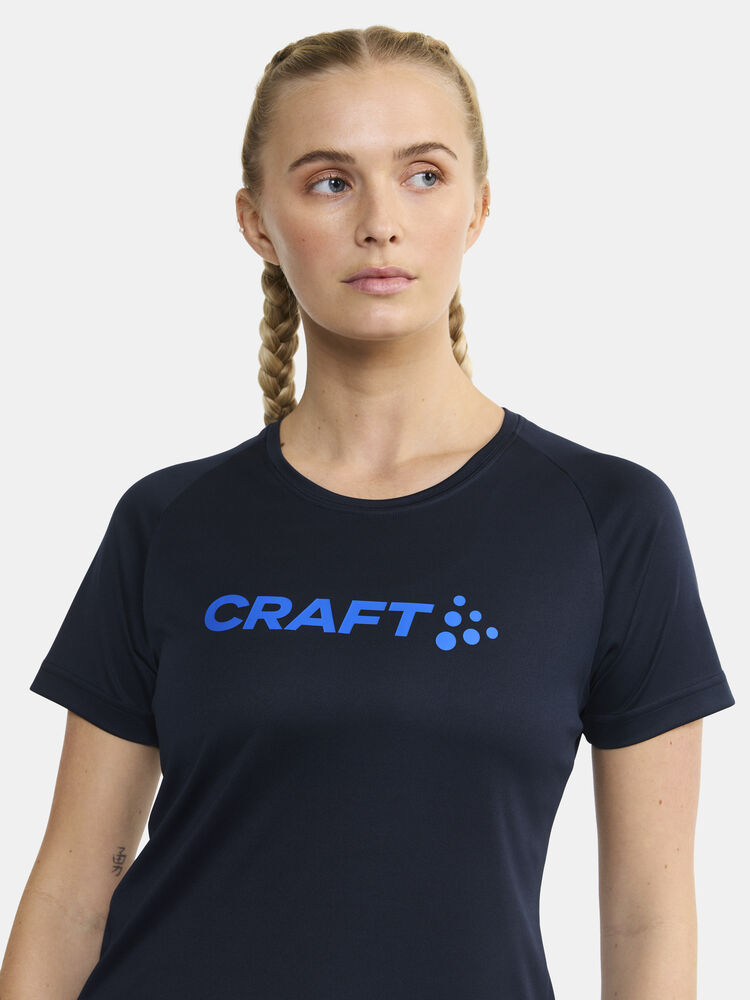 1911785-396359_Core-Essence-Logo-Tee-W_closeup3