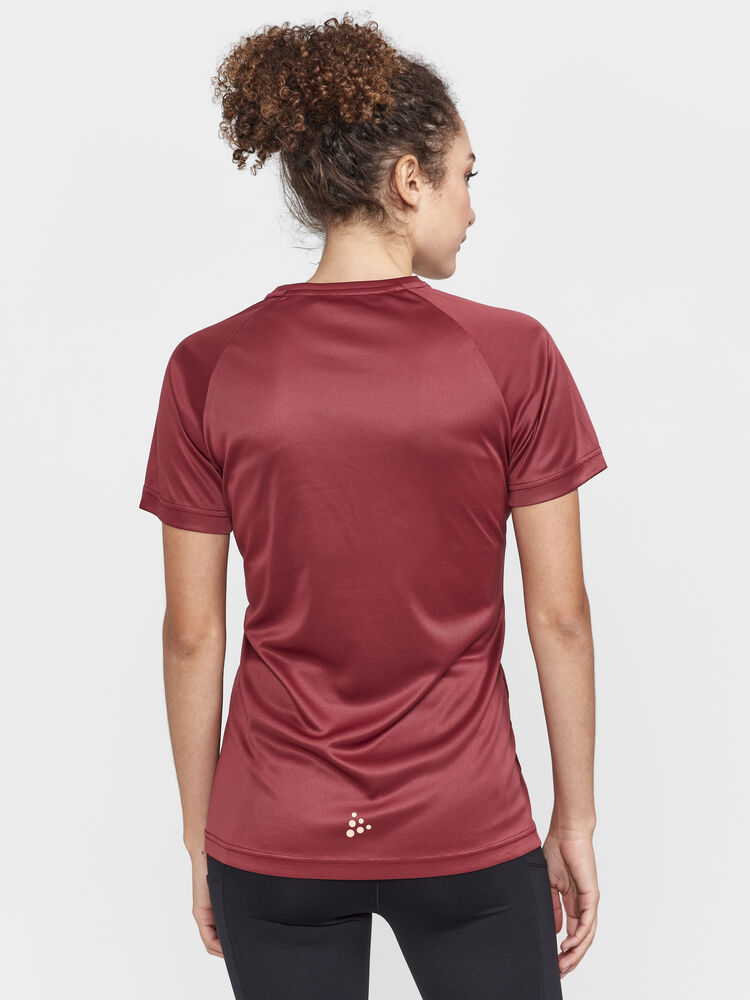 1911785-447000_Core-Essence-Logo-Tee-W_Closeup2