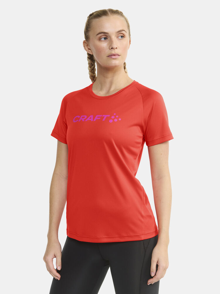 1911785-484000_Core-Essence-Logo-Tee-W_closeup1