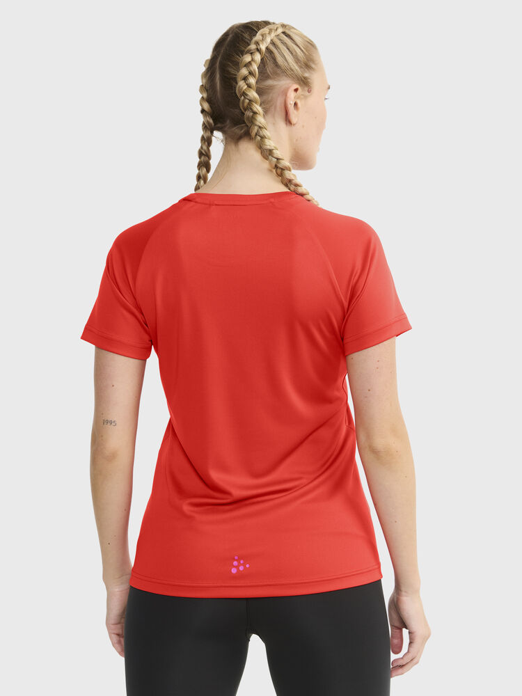 1911785-484000_Core-Essence-Logo-Tee-W_closeup2