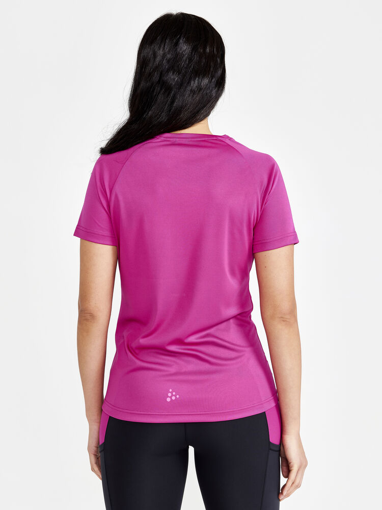 1911785-486000_Core-Unify-Logo-Tee-W_Closeup2
