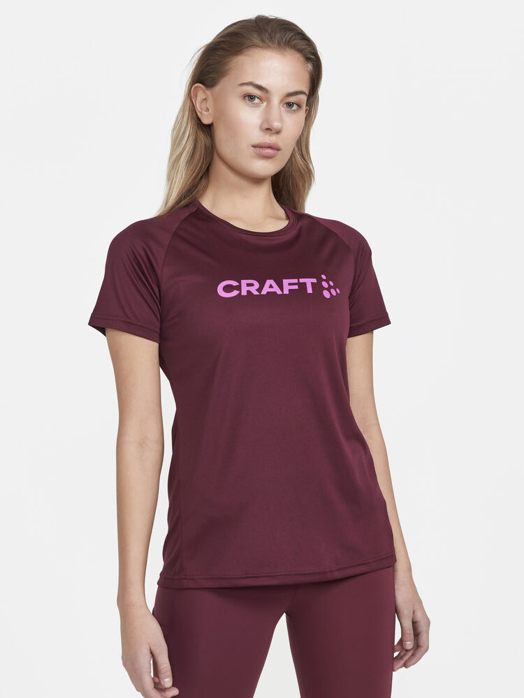 1911785-492000_Core-Essence-Logo-Tee-W_Closeup1