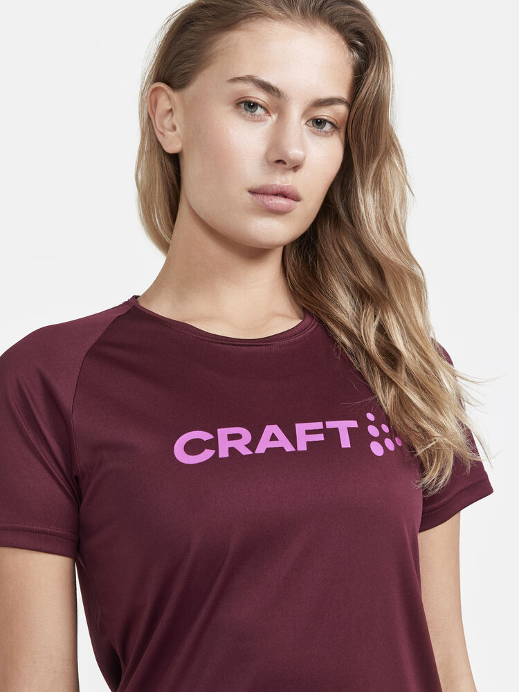 1911785-492000_Core-Essence-Logo-Tee-W_Closeup3