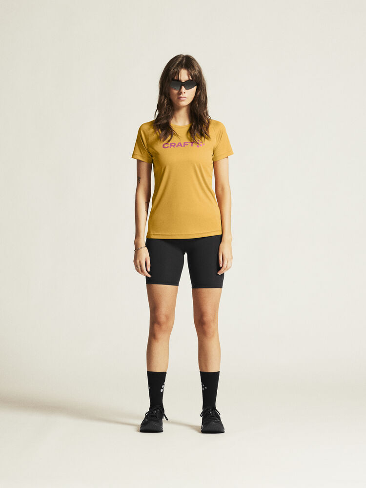 1911785-518744_Core-Essence-Logo-Tee-W_closeup1