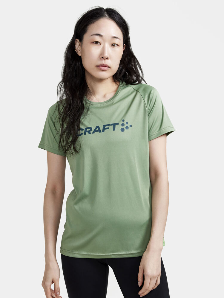 1911785-622000_Core-Essence-Logo-Tee-W_Closeup1