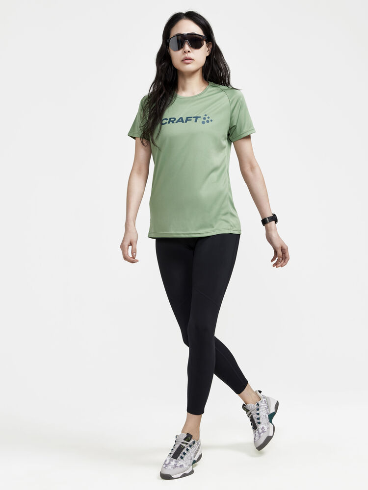 1911785-622000_Core-Essence-Logo-Tee-W_Closeup4
