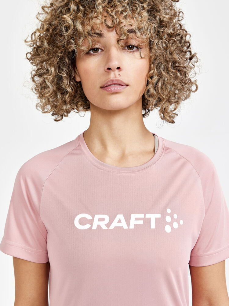 1911785-721000_Core-Unify-Logo-Tee-W_Closeup3