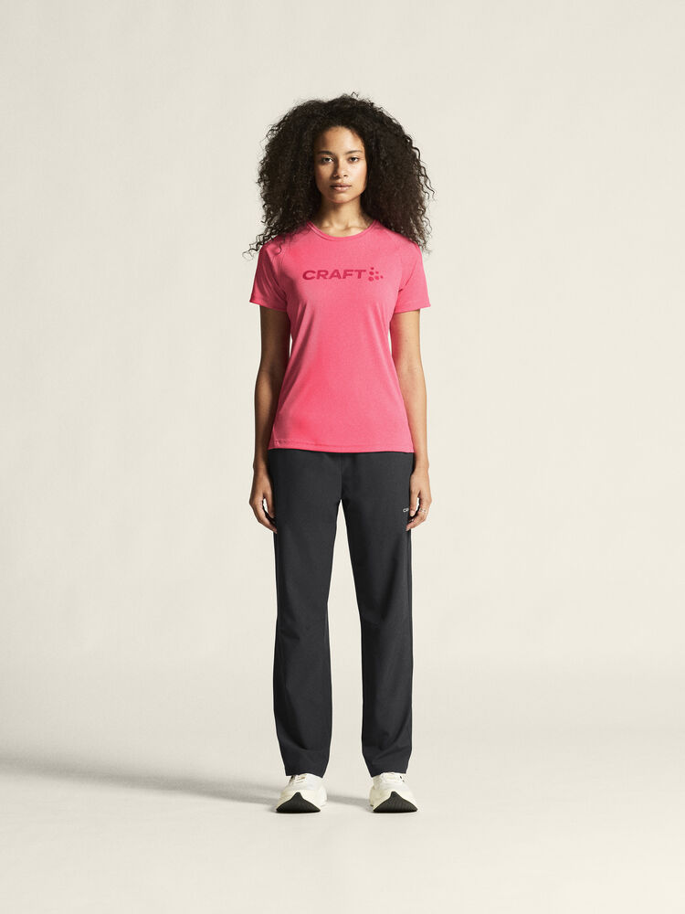 1911785-745000_Core-Essence-Logo-Tee-W_closeup1