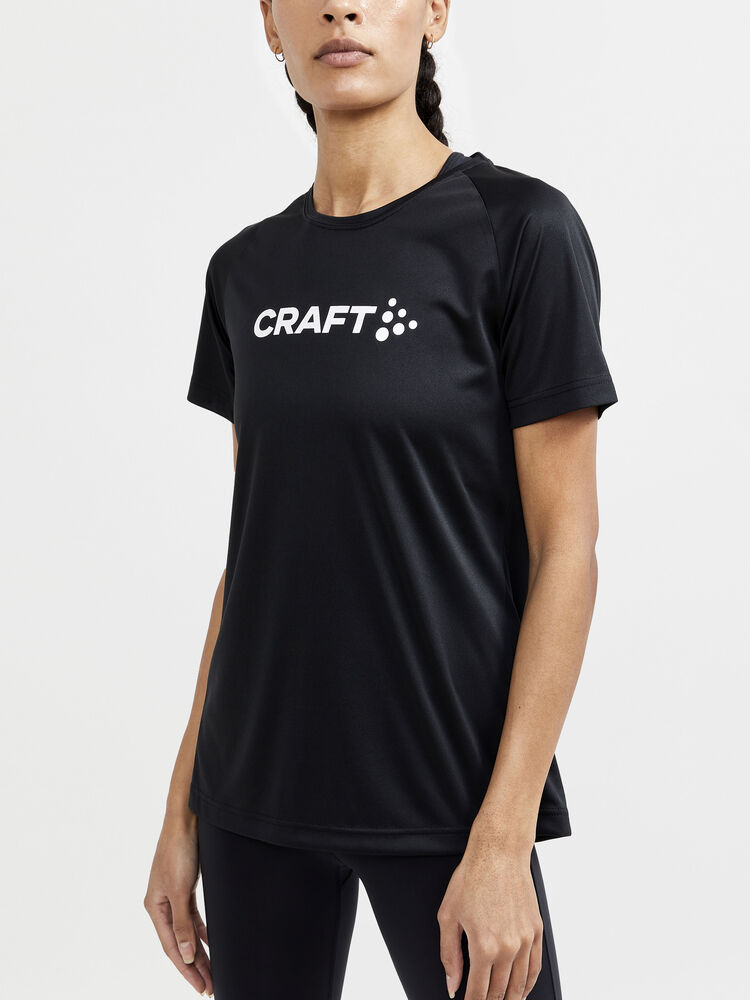 1911785-999000_CORE-Unify-Logo-Tee-W_Closeup1