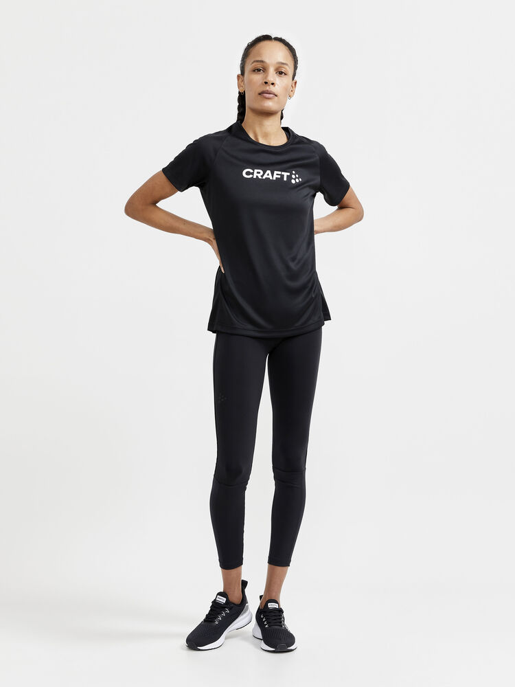 1911785-999000_CORE-Unify-Logo-Tee-W_Closeup4