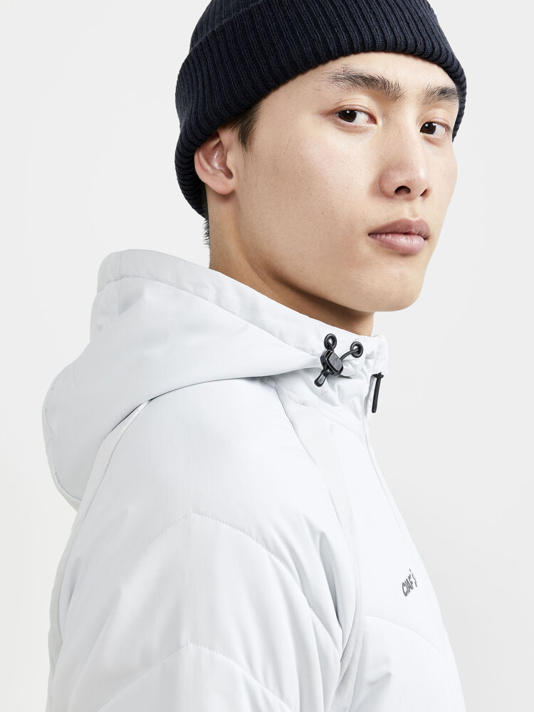 1911890-914000_ADV-Explore-Hybrid-Jacket-M_Closeup3