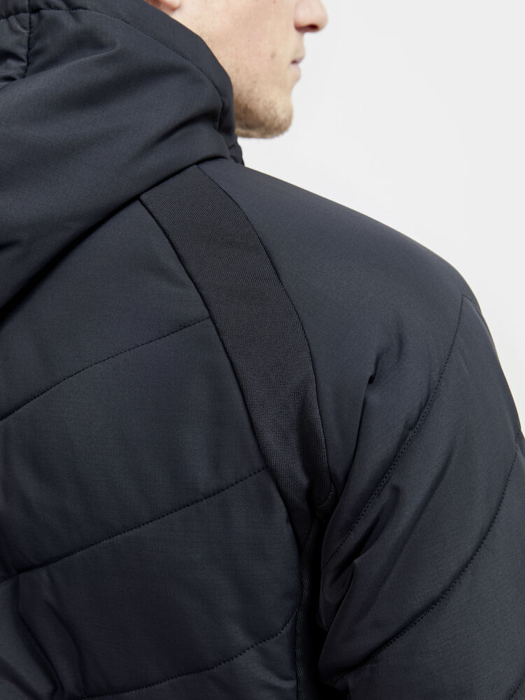 1911890-999000_ADV-Explore-Hybrid-Jacket-M_Closeup3