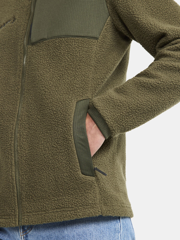 1912220-664000_ADV-Explore-Pile-Fleece-Jacket-M_closeup5