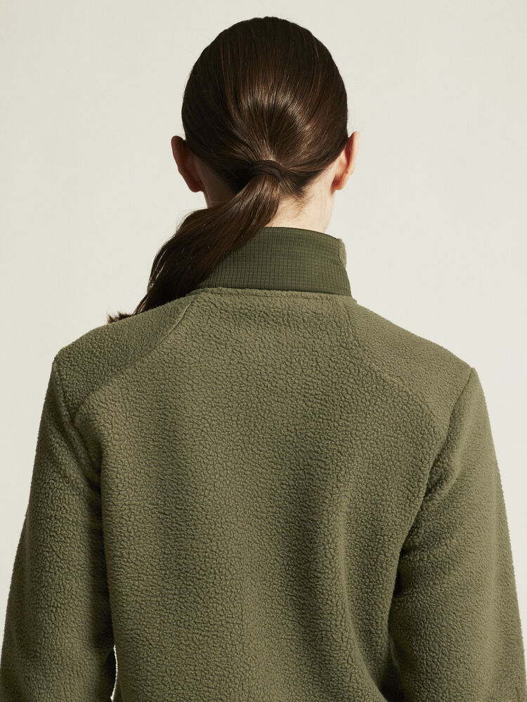 1912221-664000_ADV-Explore-Pile-Fleece-Jacket-W_closeup7