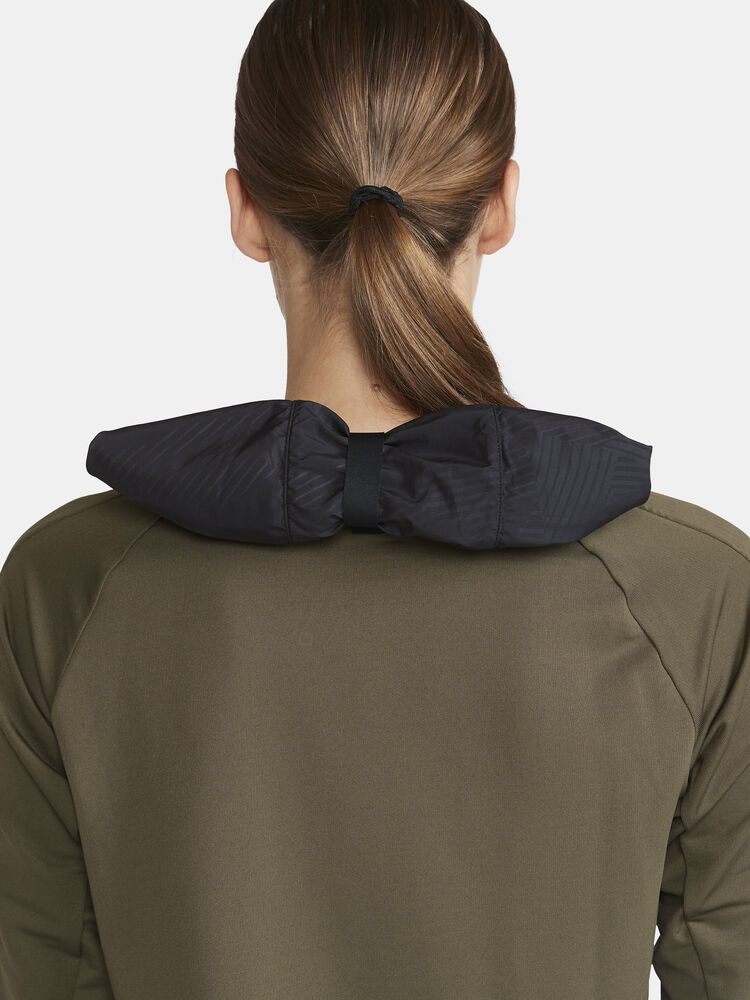 1912746-664000_Extend-Full-Zip-W_Closeup6
