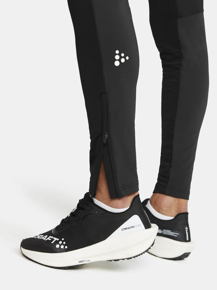 1912749-999000_Extend-Pant-M_Closeup4