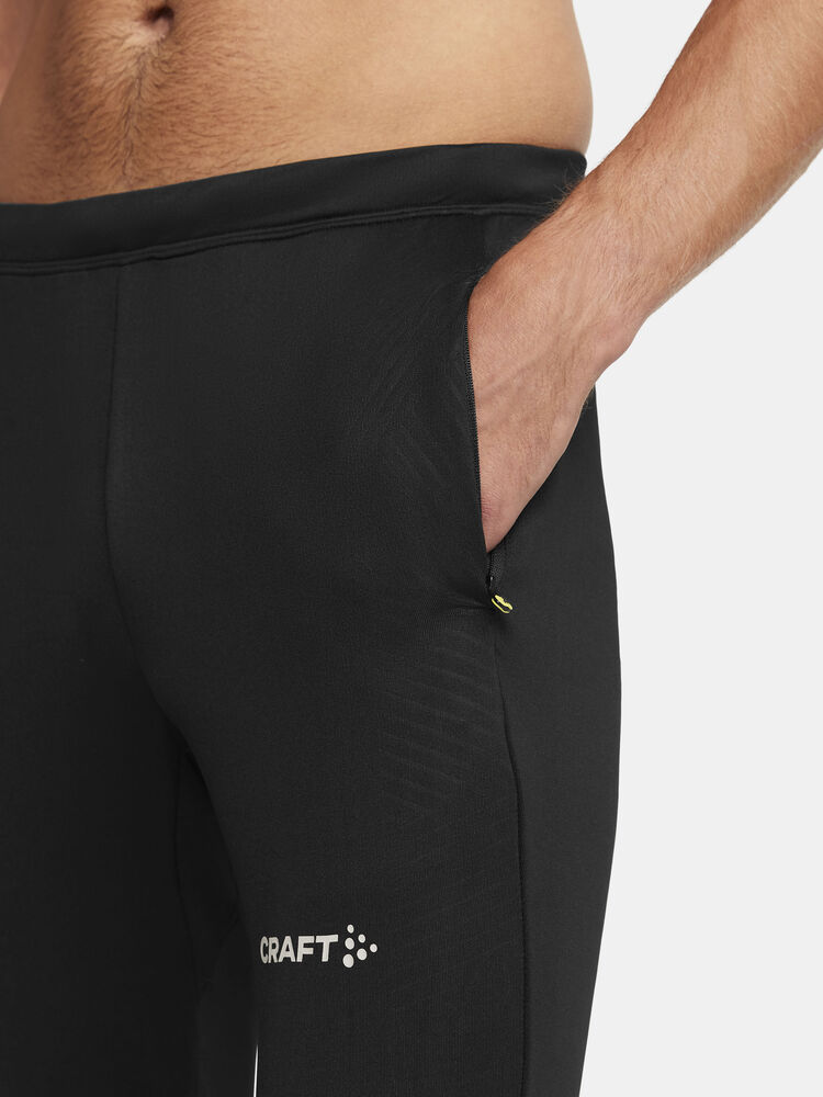 1912749-999000_Extend-Pant-M_Closeup5