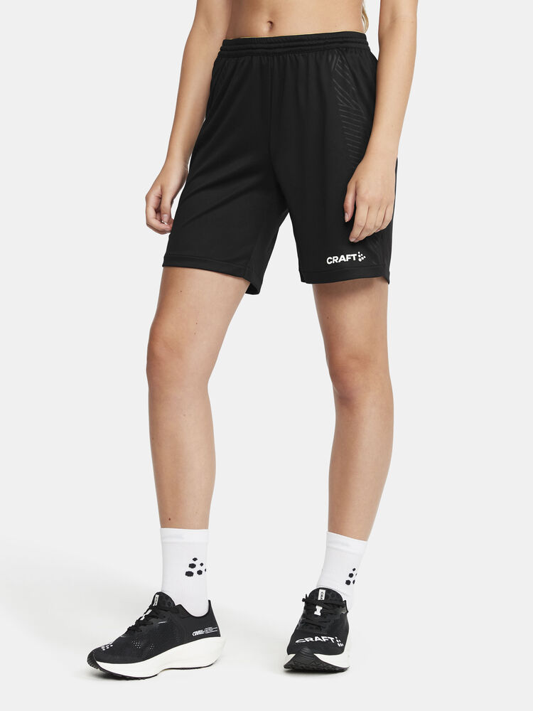 1912756-999000_Extend-Shorts-W_Closeup1