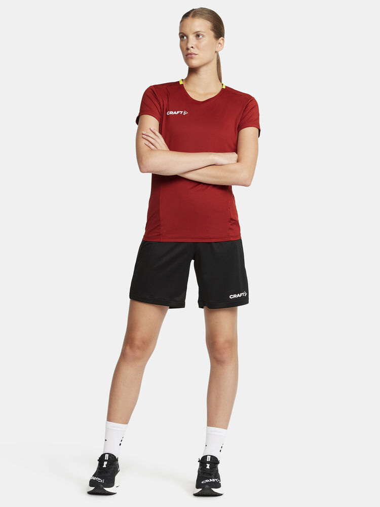 1912756-999000_Extend-Shorts-W_Closeup5