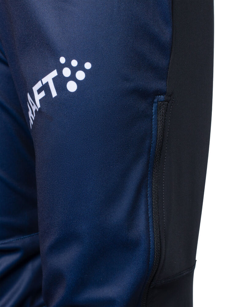 1913242-396000_Blaze_closeup1