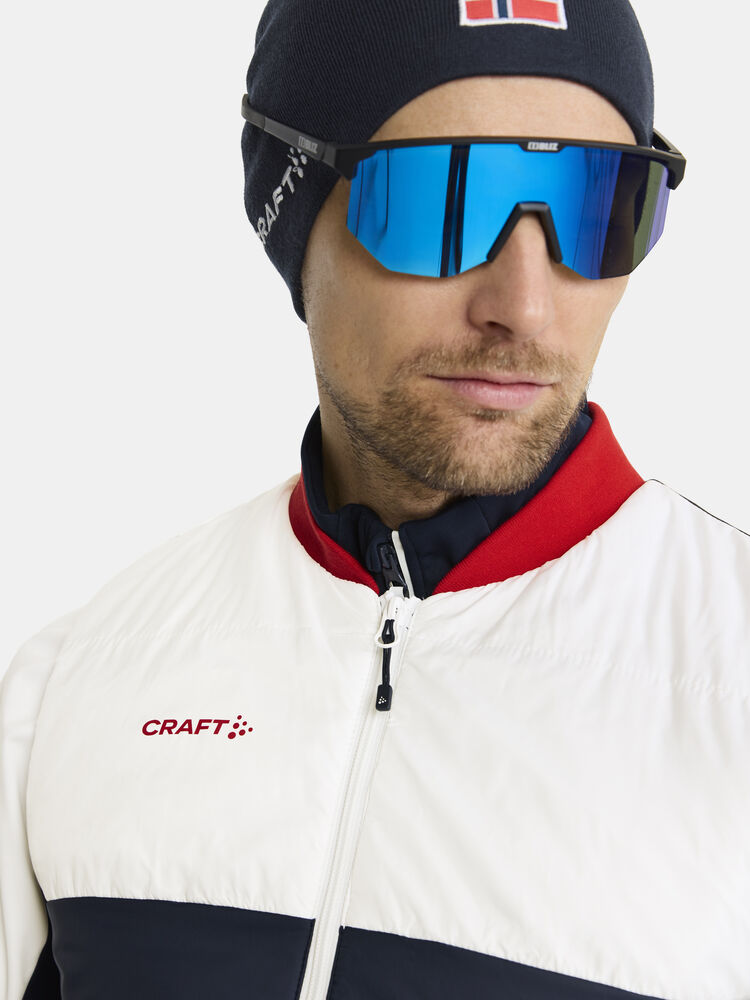 1913290-396900_NOR-Core-Light-Padded-Vest-M_closeup_02710