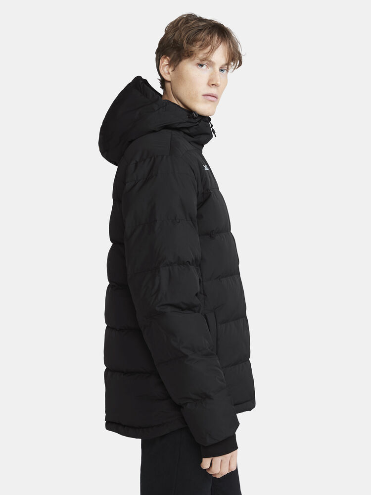 1913724-999000_Evolve-Down-Jacket-M_Closeup2