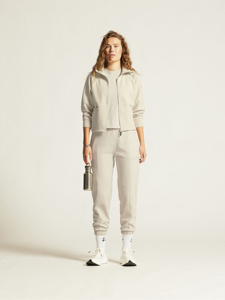 1914703-214000_ADV-Join-Sweat-pant-W_closeup1