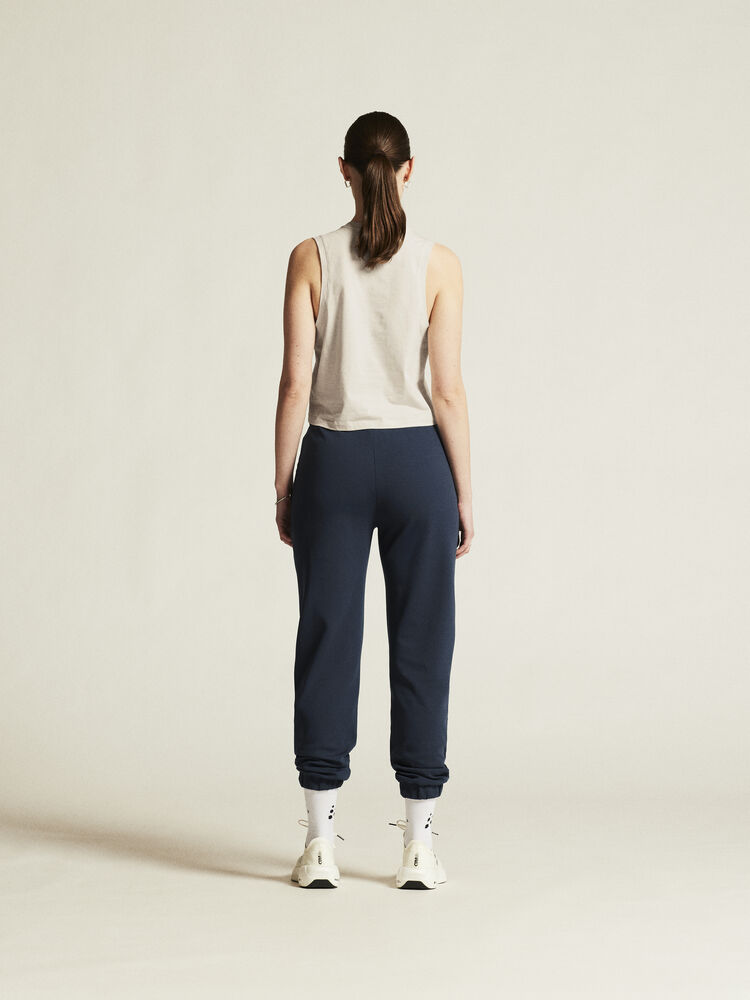 1914703-396000_ADV-Join-Sweat-Pant-W_closeup3