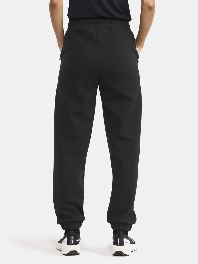 1914703-999000_ADV-Join-Sweat-pant-W_closeup2