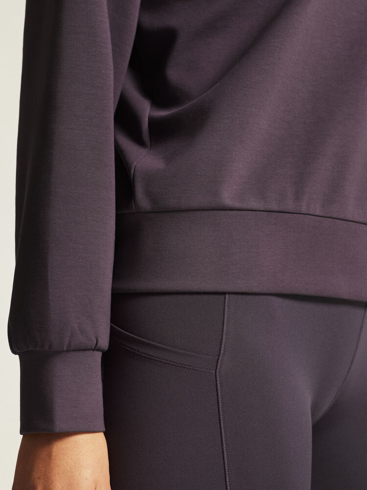 1914770-499000_ADV-Join-RN-Sweatshirt-W_closeup7