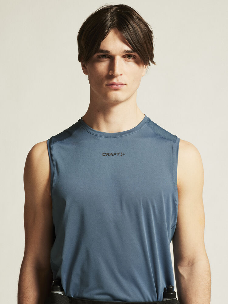1914794-376000_ADV-Essence-SL-Tee-2-M_closeup5