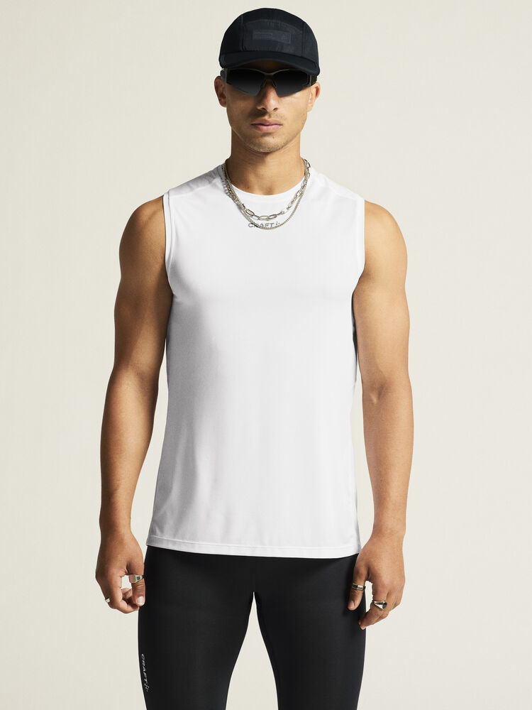 1914794-900000_ADV-Essence-SL-Tee-2-M_closeup5