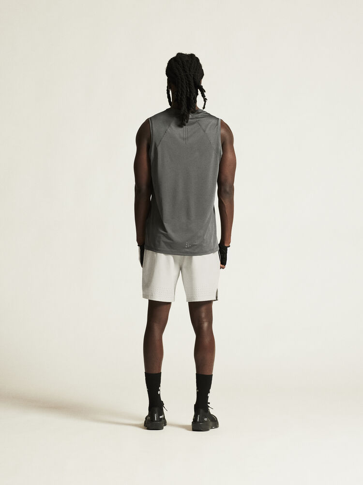 1914794-985000_ADV-Essence-SL-Tee-2-M_closeup3