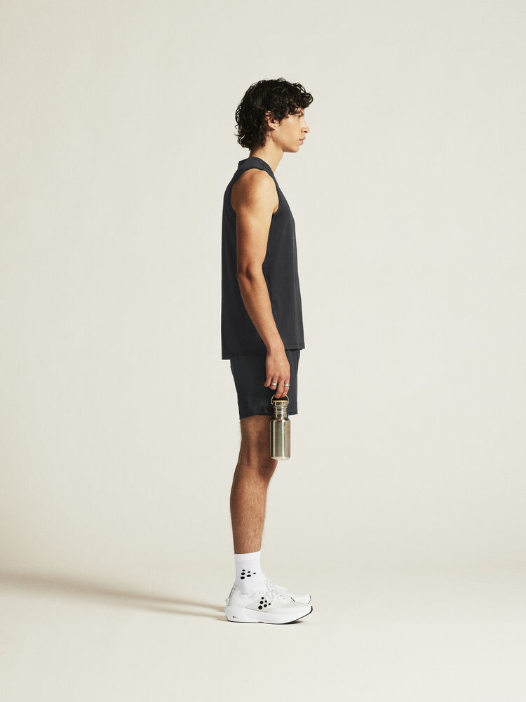 1914794-999000_ADV-Essence-SL-Tee-2-M_closeup2