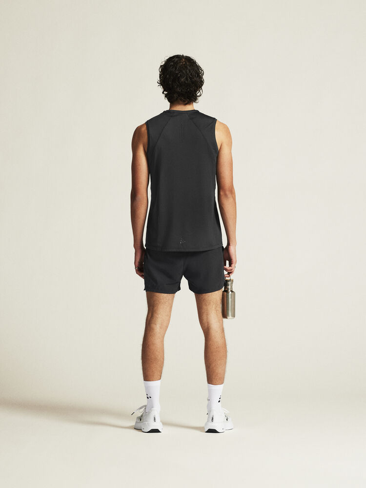 1914794-999000_ADV-Essence-SL-Tee-2-M_closeup3