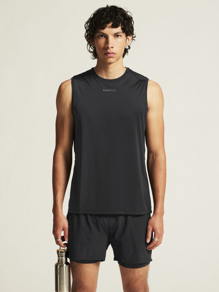 1914794-999000_ADV-Essence-SL-Tee-2-M_closeup4