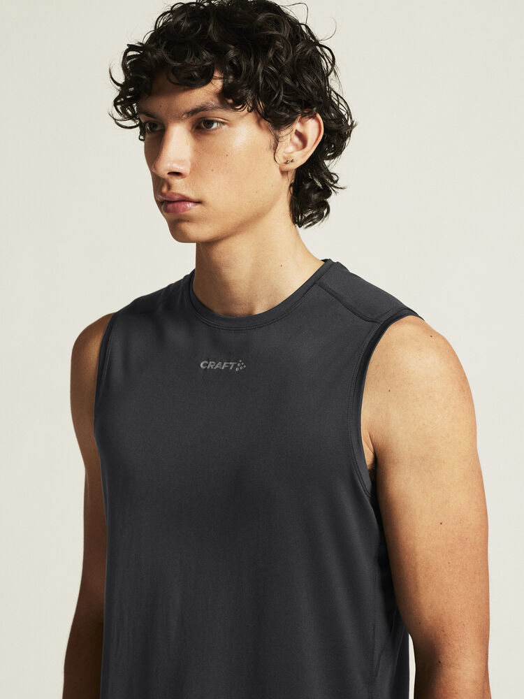 1914794-999000_ADV-Essence-SL-Tee-2-M_closeup5