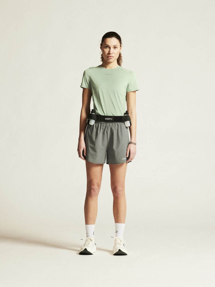 1914798-630000_ADV-Essence-SS-Tee-2-W_closeup1