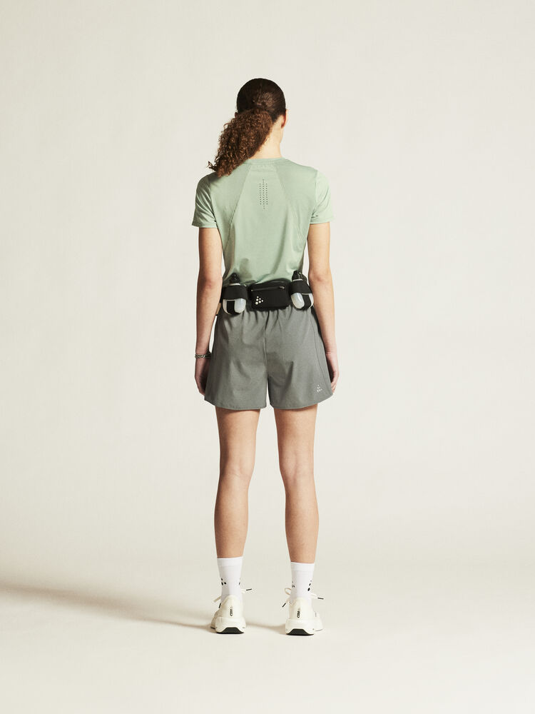 1914798-630000_ADV-Essence-SS-Tee-2-W_closeup3