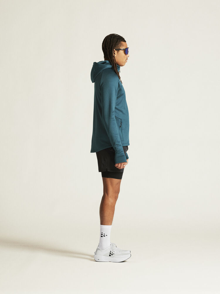 1915240-629000_ADV-Explore-Power-fleece-Hood-Jkt-M_closeup2