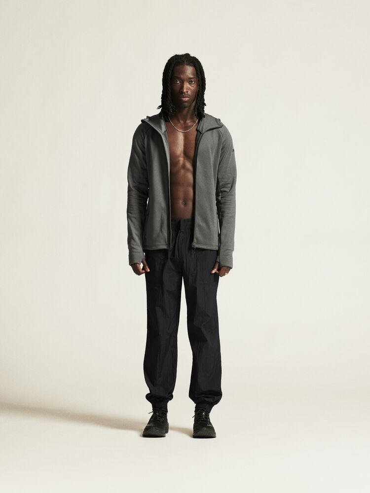 1915240-985000_ADV-Explore-Power-fleece-Hood-Jkt-M_closeup1