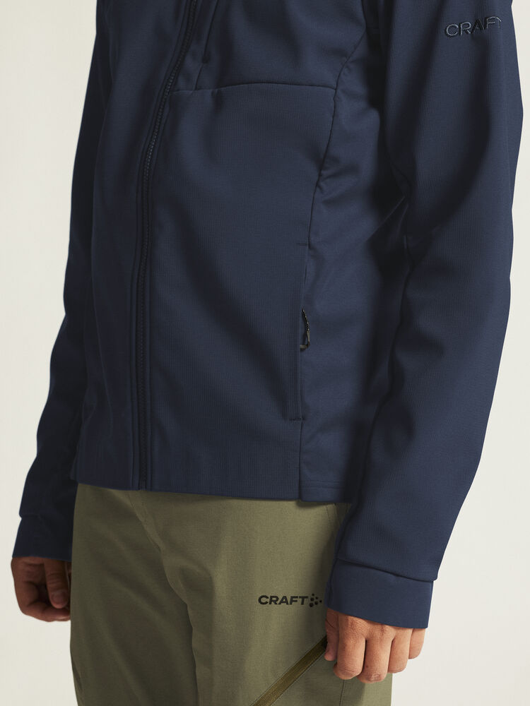 1915258-396000_ADV-Explore-Softshell-2-Jkt-M_closeup6