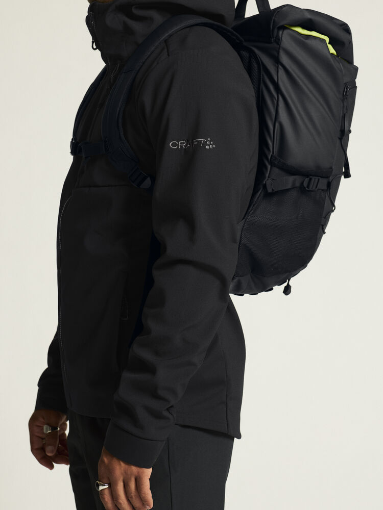 1915258-999000_ADV-Explore-Softshell-2-Jkt-M_closeup6