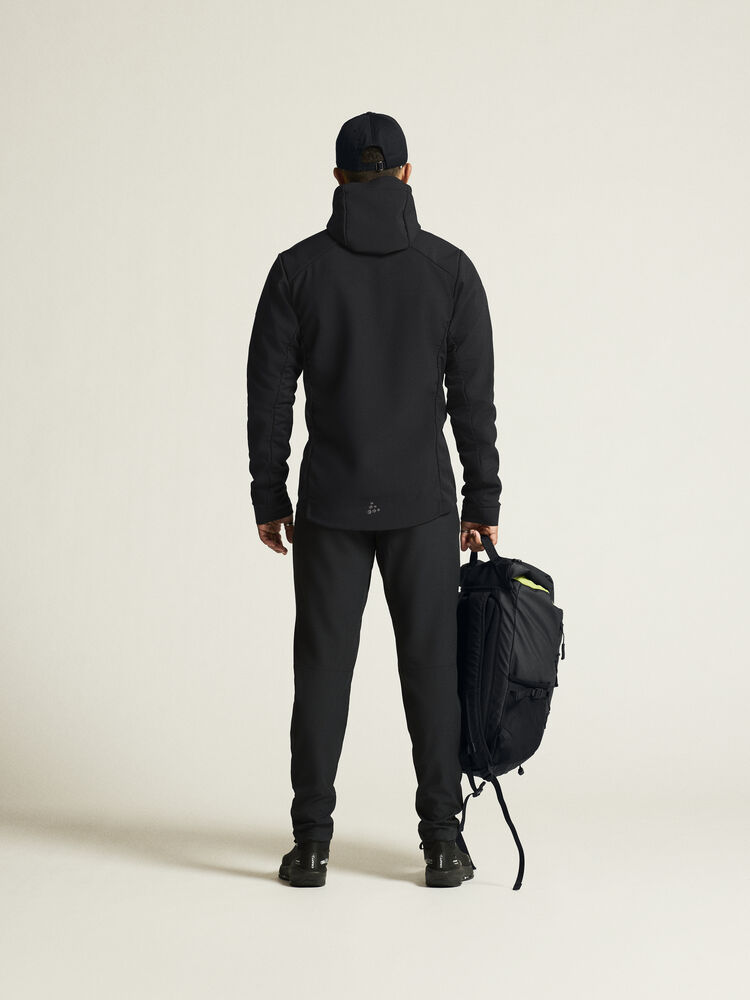 1915258-999000_ADV-Explore-Softshell-2-Jkt-M_closeup7