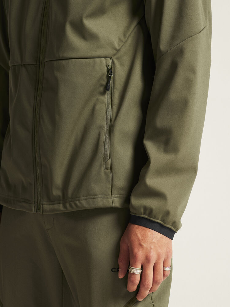 1915262-664000_CORE-Explore-Softshell-2-Jkt-M_closeup6