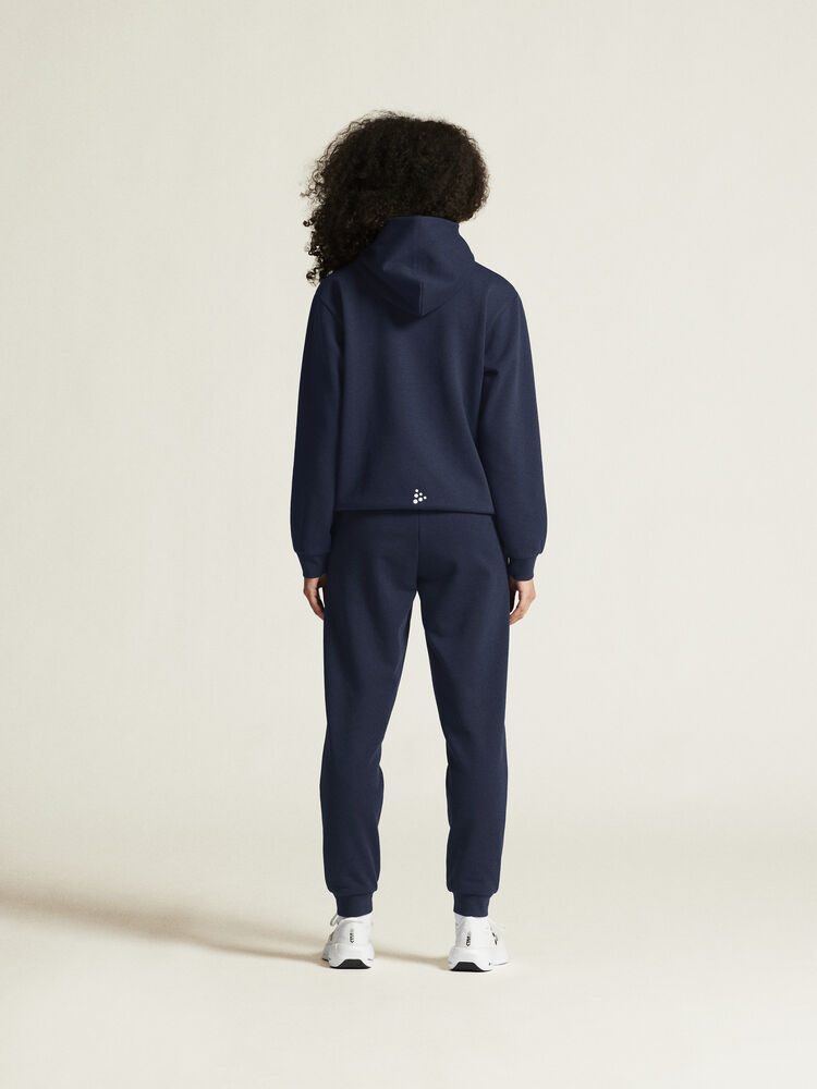 1915296-390000_Community-2-Logo-FZ-Hoodie-W_closeup3