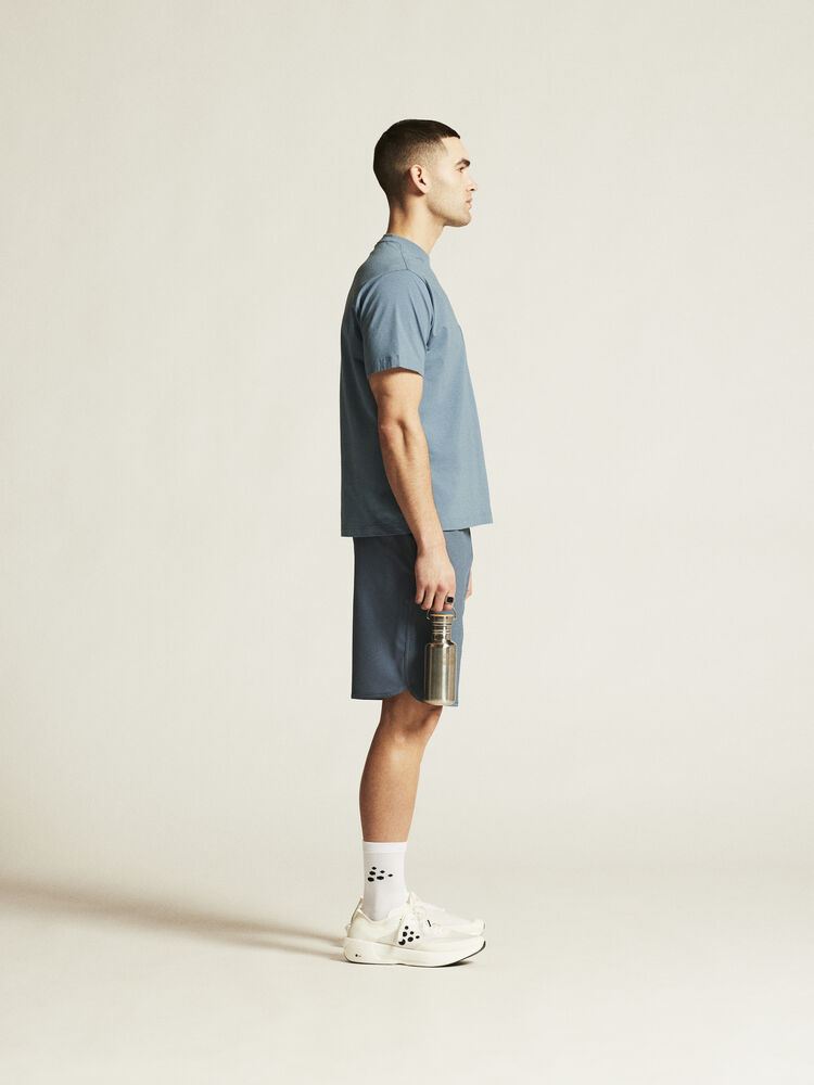 1916031-363000_Collective-Relaxed-SS-Tee-M_closeup2