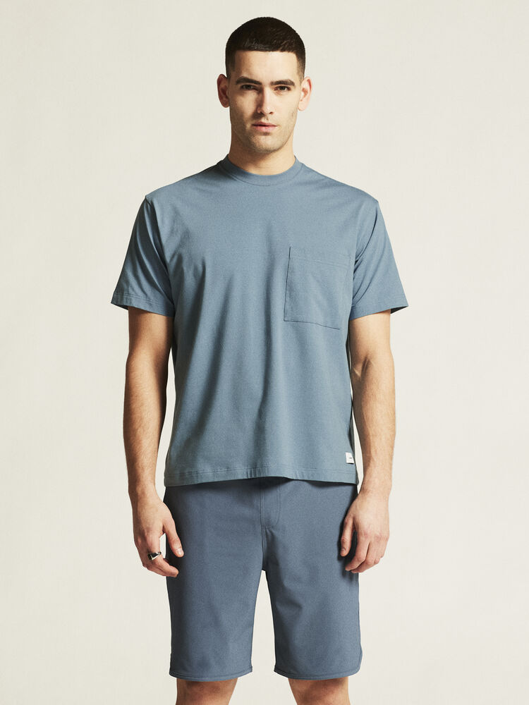 1916031-363000_Collective-Relaxed-SS-Tee-M_closeup4